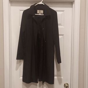 NINE WEST- Light weight rain coat/overcoat. Size M/M